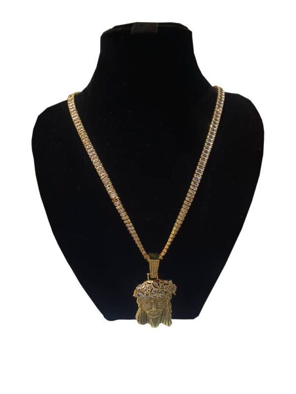 CUBAN NECKLACE AND PENDAN