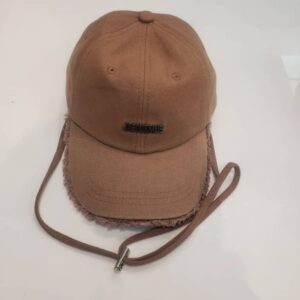 Jacquemus "La Casquette Jacquemus" baseball cap. 