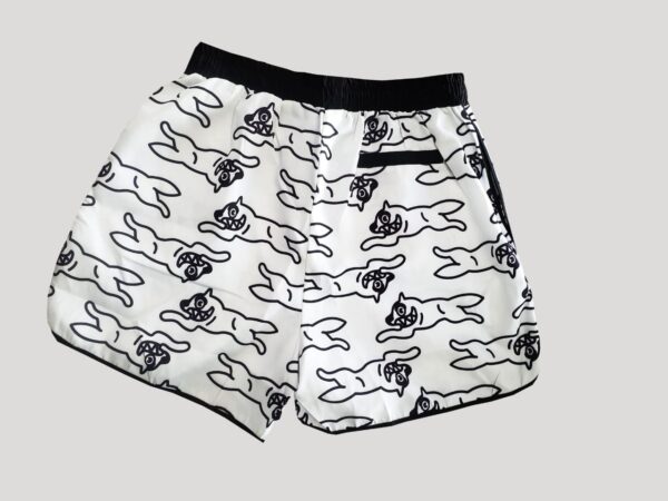 SHORTS  WHITE & BLACK